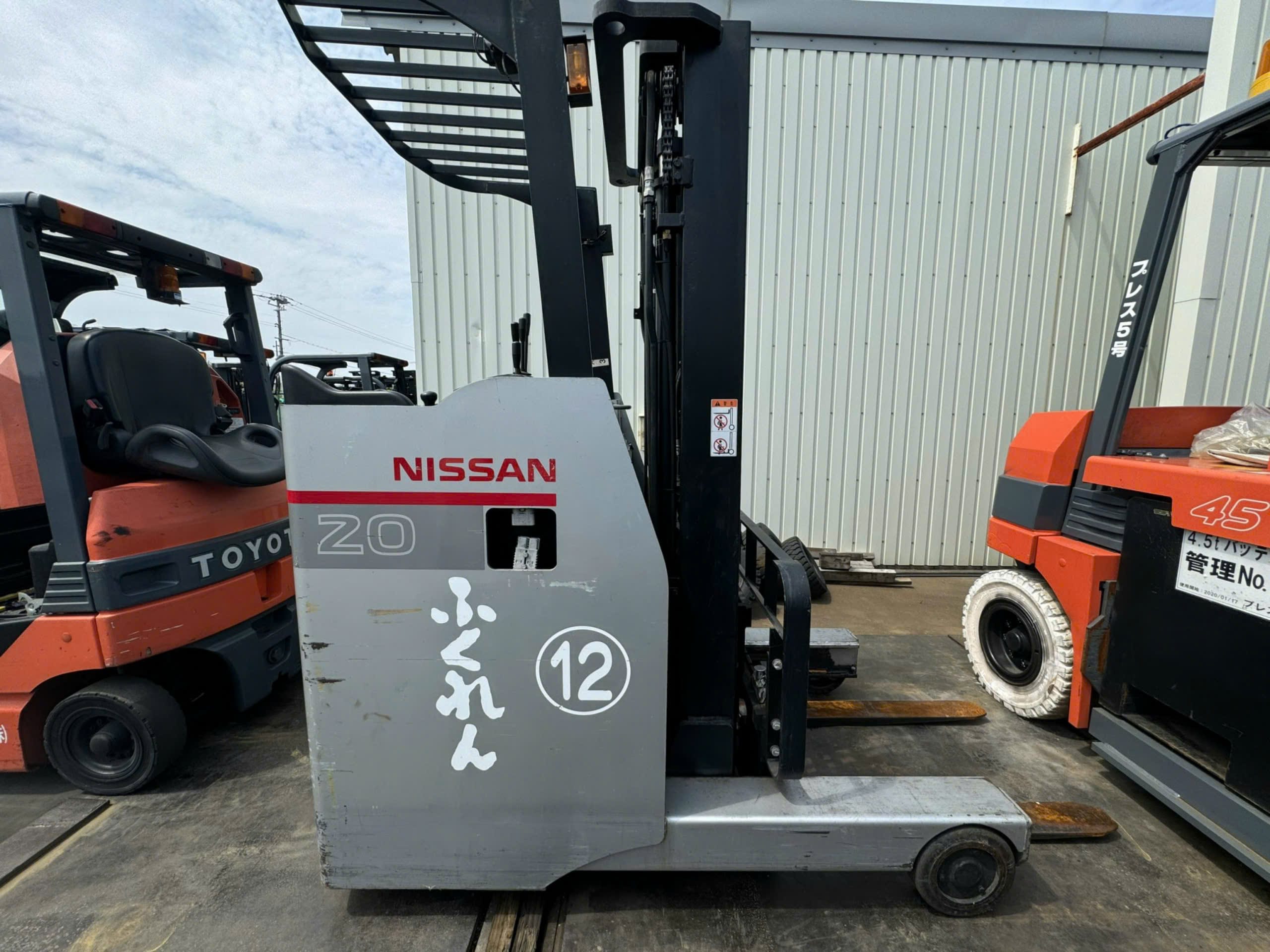 Xe nâng điện Nissan 2 tấn - 2010