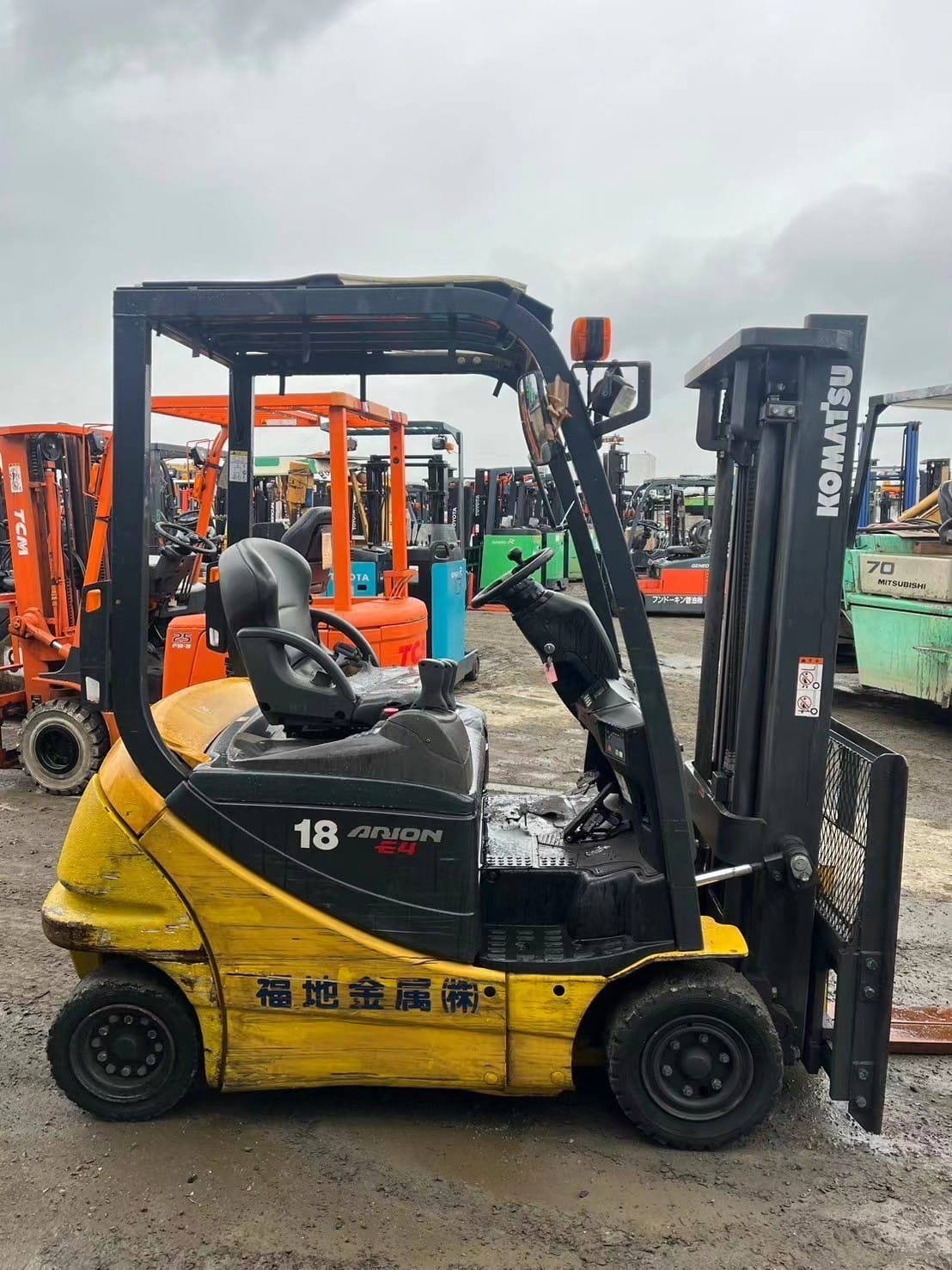Xe nâng điện Komatsu ngồi lái Sideshit
