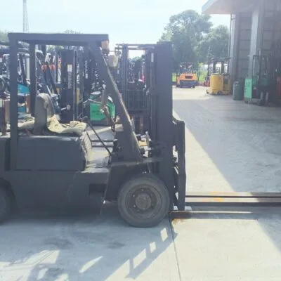 Xe nâng dầu 2,5 tấn Komatsu FD25-10