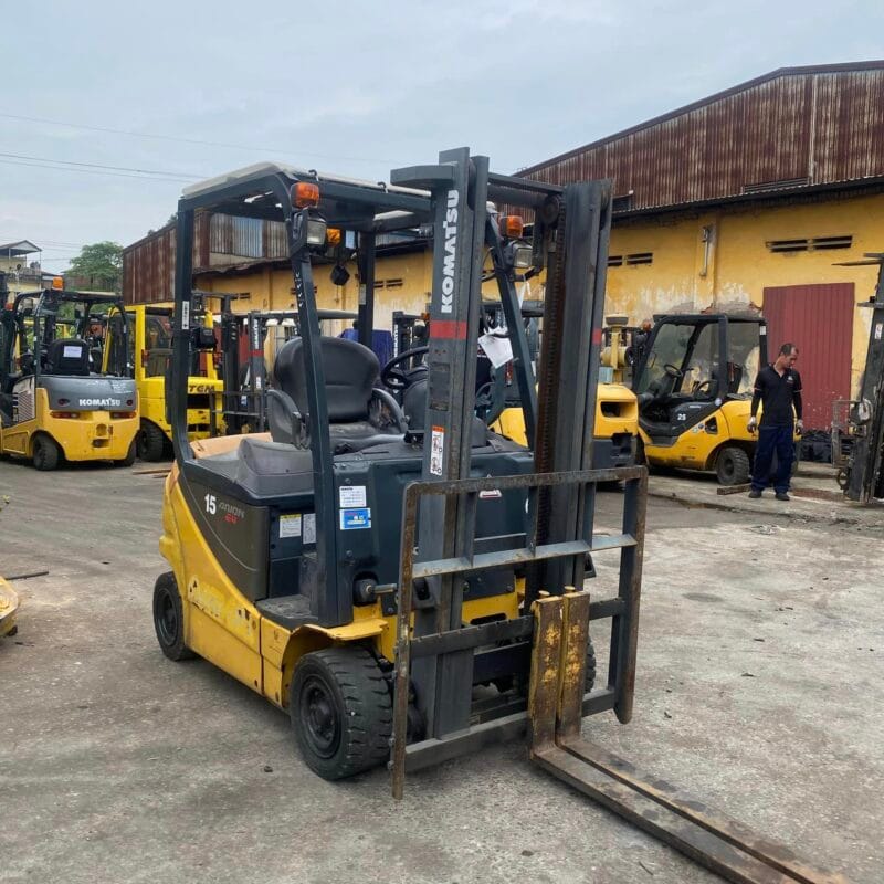 Xe nâng điện cũ Komatsu FB15-12 đời 2013