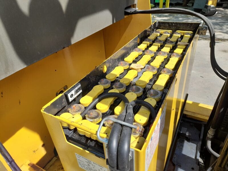 Xe nâng điện đứng lái Komatsu FB13RL-15