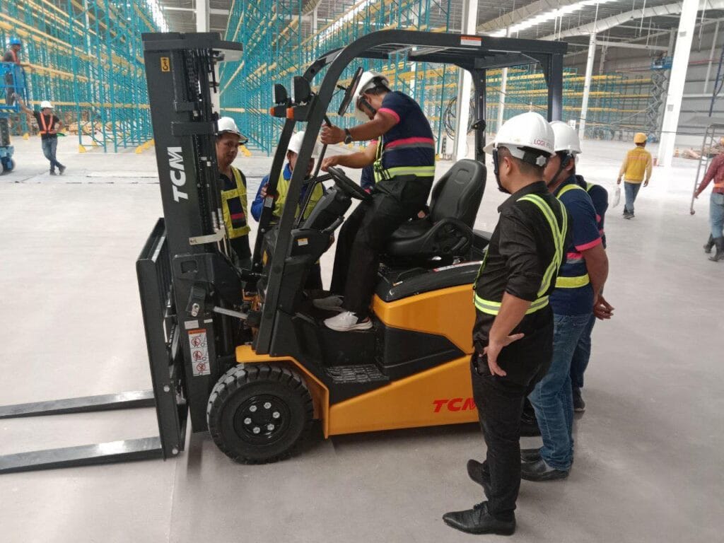An toàn vận hành xe nâng là yếu tố then chốt, hàng đầu