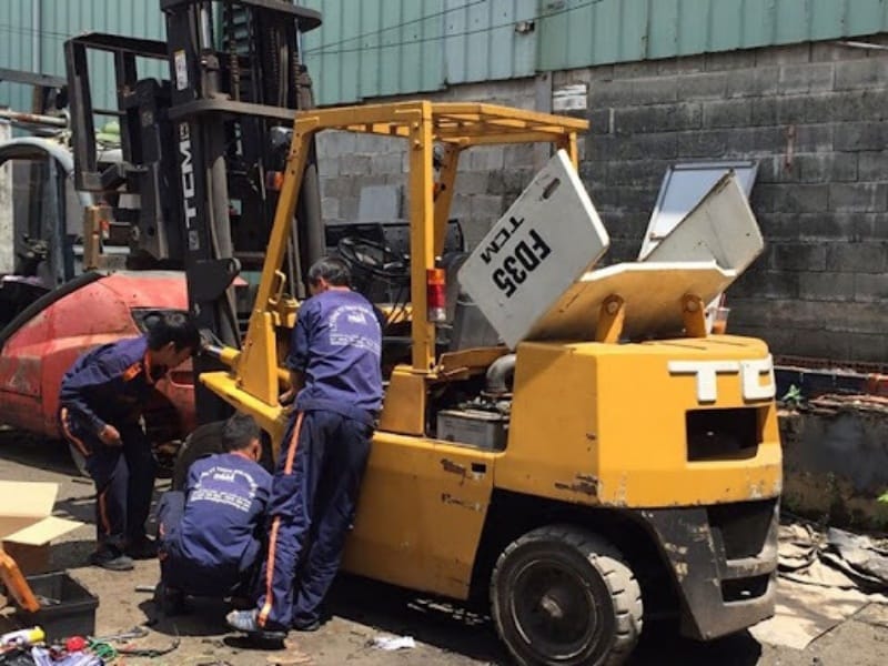 Nguyên nhân việc xe nâng không đề được máy