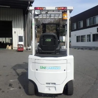 Phía sau xe Unicarriers 1,5 tấn