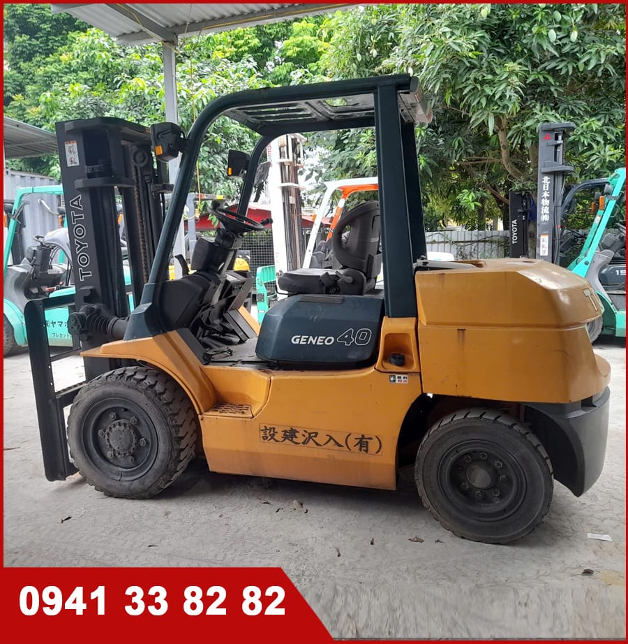 Xe nâng dầu Toyota 01-7FDK40 4 tấn