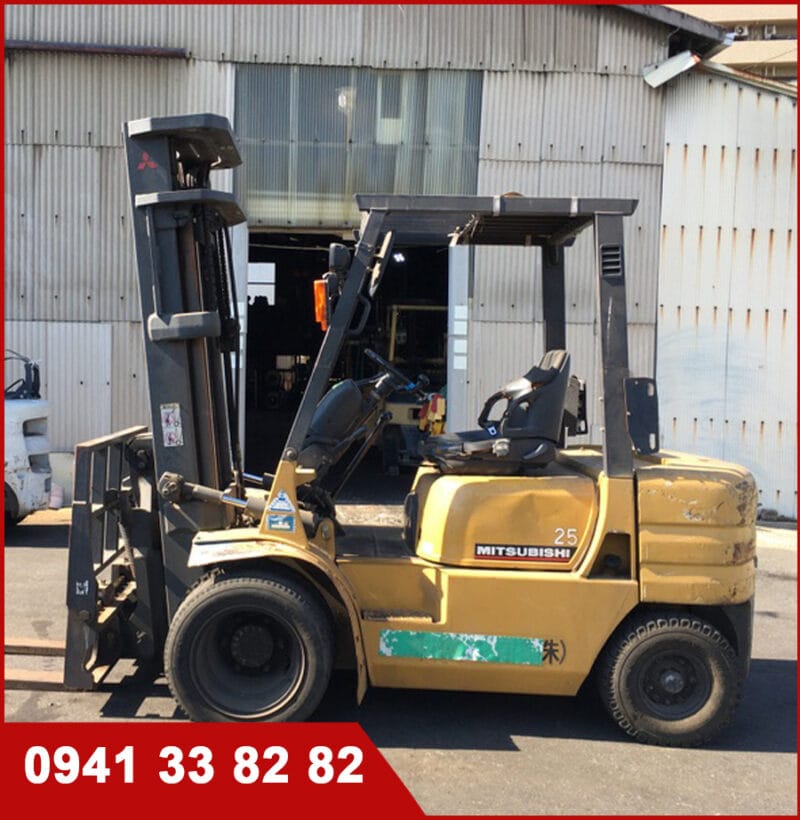 Xe nâng dầu cũ Mitsubishi 2,5 tấn cao 5m5