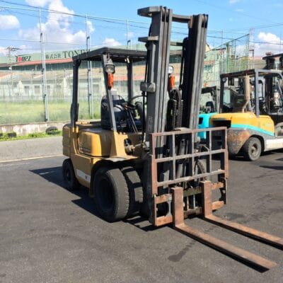 Xe nâng dầu Mitsubishi cũ - 2,5 tấn - tháp 5,5m