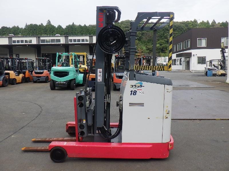 Xe nâng điện Nichiyu cũ Nhật bãi
