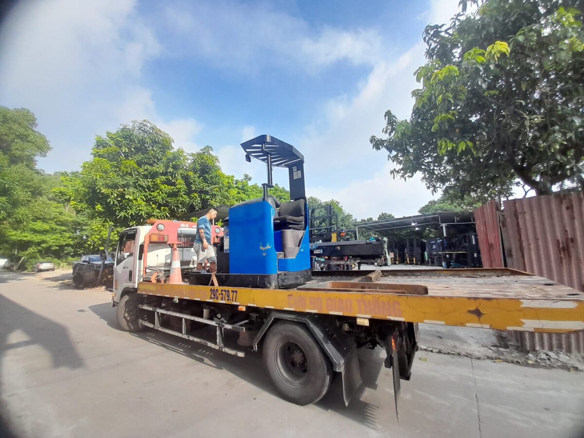 Top 5 lý do lựa chọn xe nâng điện đứng lái