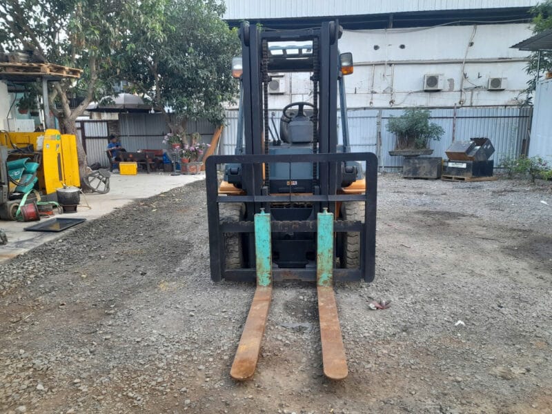 Xe nâng dầu Toyota 01-7FDK40 4 tấn