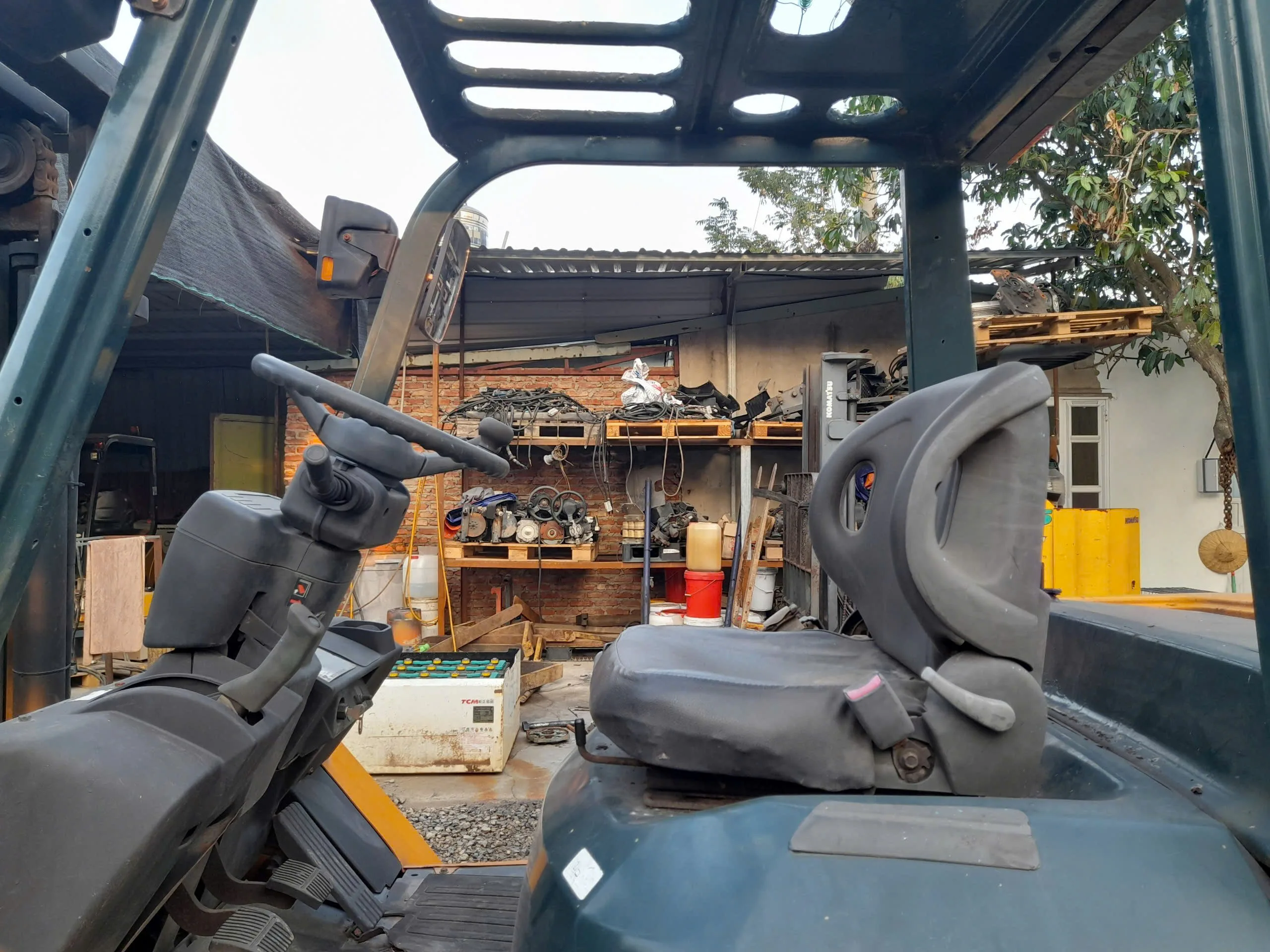 Hình ảnh khoang lái