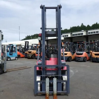 Cột 4,5m xe nâng Nissan Nật Bãi