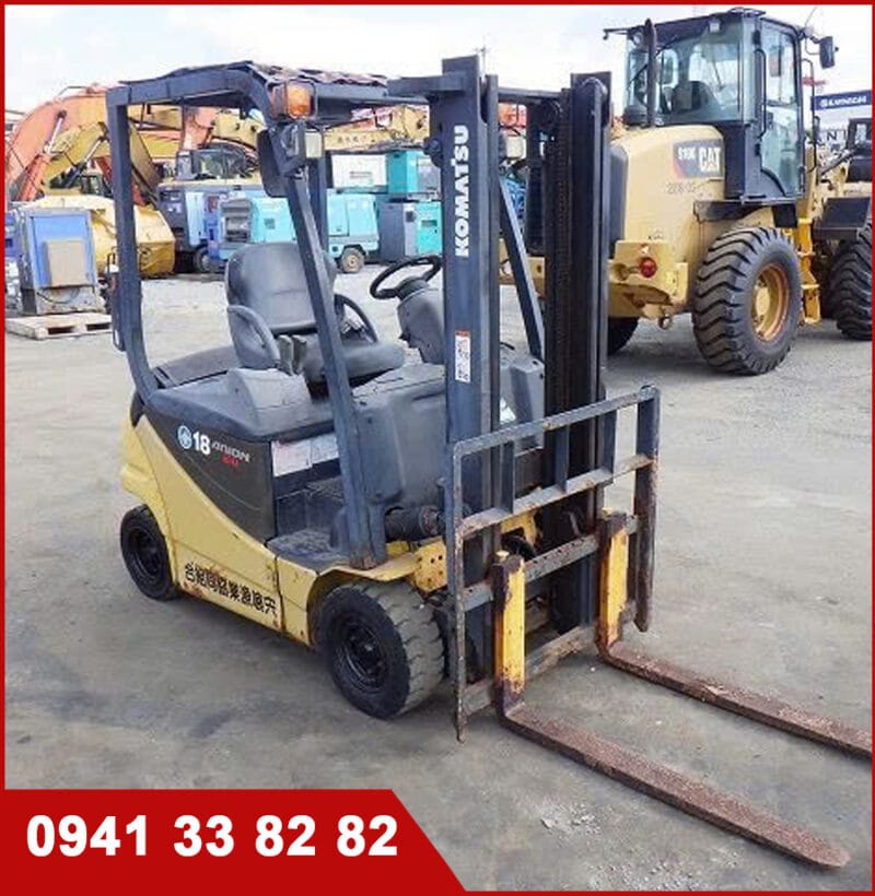 Xe nâng điện cũ ngồi lái Komatsu 1.8 tấn
