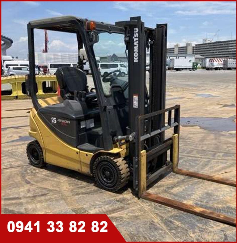 Xe nâng điện cũ ngồi lái Komatsu 2018