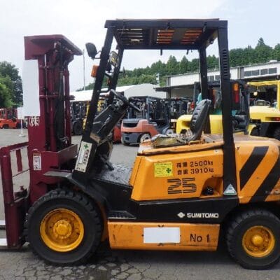 Xe nâng dầu cũ Sumitomo 2,5 tấn