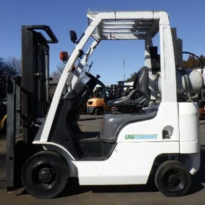 Xe nâng dầu cũ Unicarries 1,5 tấn