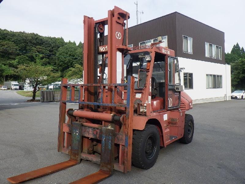 Xe nâng máy dầu TCM 7 tấn