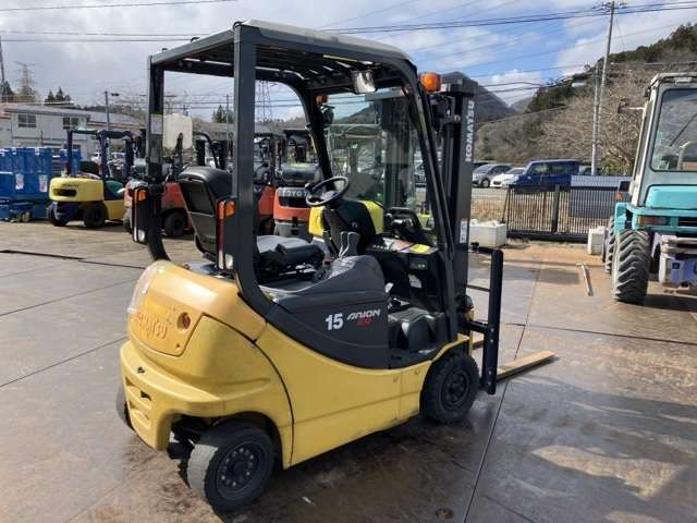 Xe được nhập khẩu trực tiếp chưa sử dụng tại Việt Nam