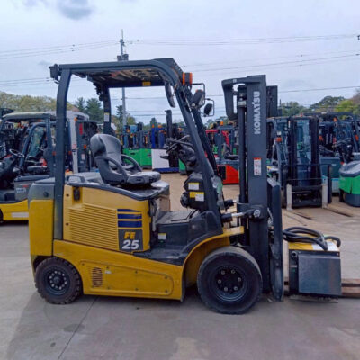 Xe nâng điện Komatsu FE25-1 đời 2014, khung nâng 3m