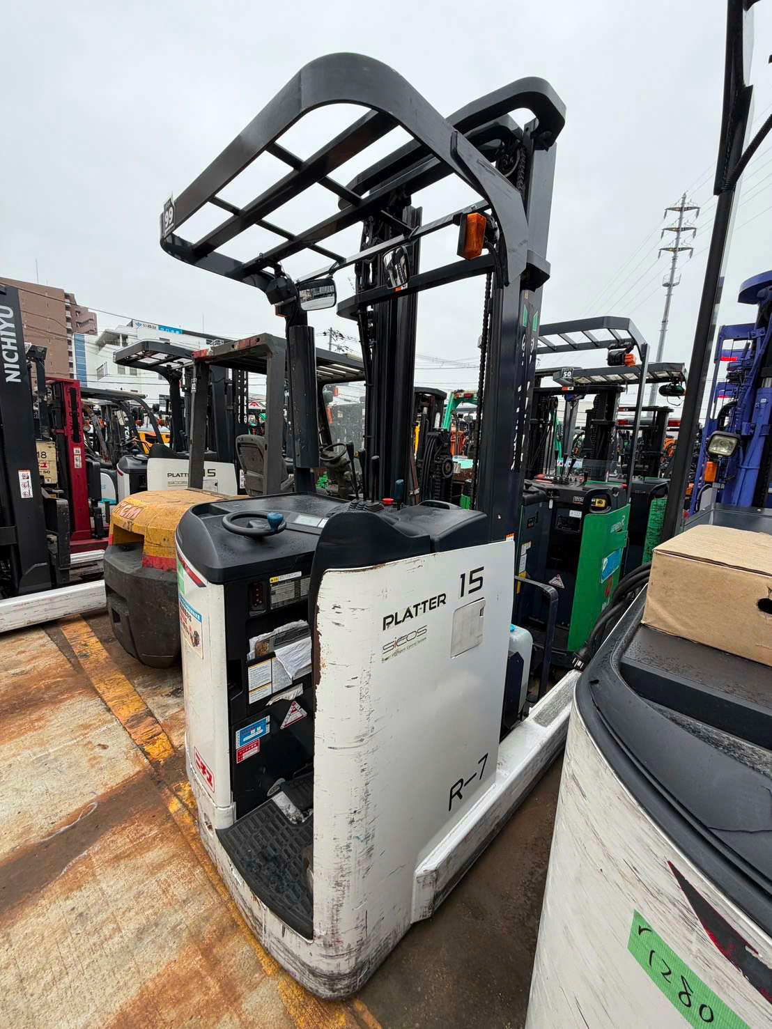 Xe nâng điện Nichiyu đời 2021, khung nâng 6m Xe nâng điện Nichiyu đời 2021, khung nâng 6m