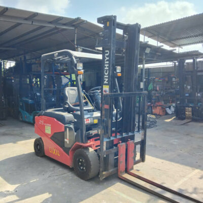 Xe nâng điện Nichiyu 2.5 tấn đời 2021, khung nâng 4m